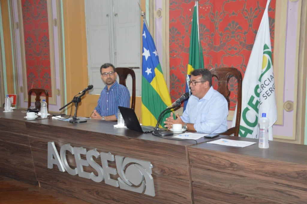 Lúcio Flávio durante Cafezinho com a Acese: Pretendo acabar com o Procon Municipal